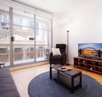 Spacious and Bright Studio in the Middle of Town - Accommodation Ballina