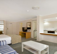 Studio with balcony at College St - Accommodation Ballina