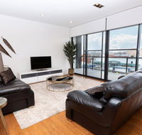 Stylish Inner City Penthouse Apartment - Accommodation Ballina