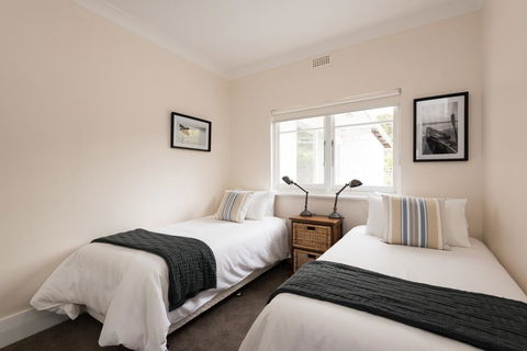 Sunrise At Penguin - Accommodation Ballina 1