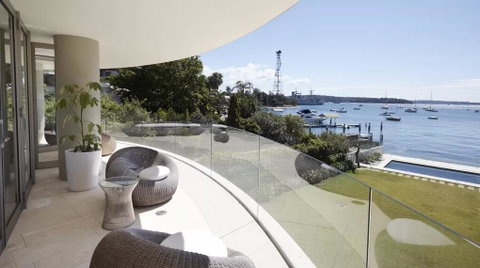 Superb 3 Bedroom, 2 Bathroom First Level Waterfront - Accommodation Ballina 3