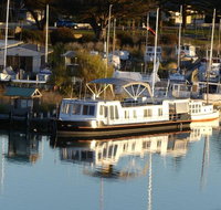 Swamp Fox luxury 2BR Dutch Barge - Accommodation Ballina