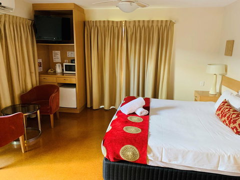 Swan Valley Oasis Resort - Accommodation Ballina 2
