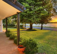 Tara Downs on Lake Albert - Accommodation Ballina