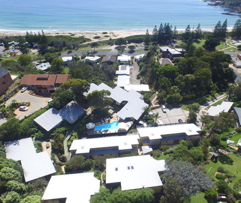 Tathra Beach House Holiday Apartments - Accommodation Ballina 0