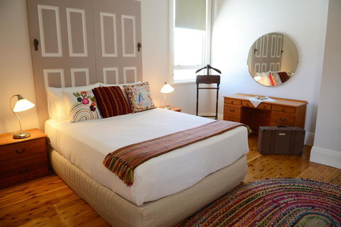 The Bank B&B West Wyalong - Accommodation Ballina 1