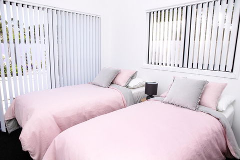 Pearl Hawley Beach - Accommodation Ballina 28