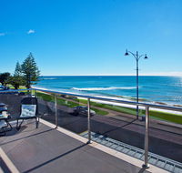 Penguin Waterfront Escape - Accommodation Ballina