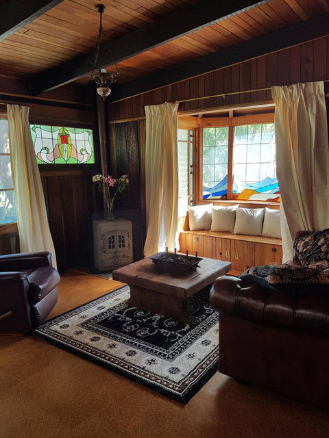 Whispering Hills Retreat - Accommodation Ballina 0