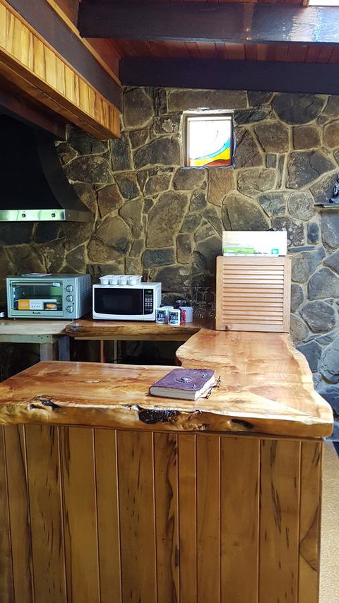 Whispering Hills Retreat - Accommodation Ballina 8