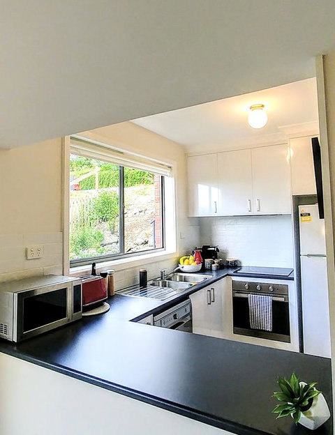 The View 2 Bed Unit With Stunning Hobart Outlook - Accommodation Ballina 10