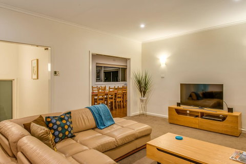 City Lights - Accommodation Ballina 6