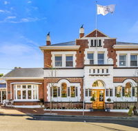 Cygnet Old Bank - Accommodation Ballina