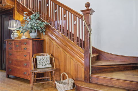 Cygnet Old Bank - Accommodation Ballina 12