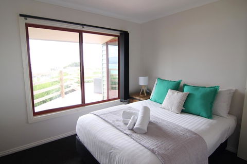 DOLPHIN LOOKOUT COTTAGE - Amazing Views Of The Bay Of Fires - Accommodation Ballina 8