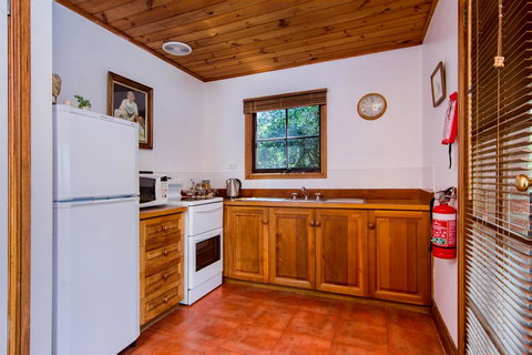 Wagners Cottages - Accommodation Ballina 40