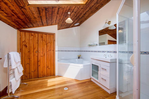 Wagners Cottages - Accommodation Ballina 26