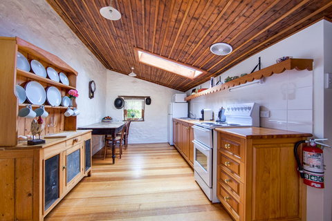 Wagners Cottages - Accommodation Ballina 35