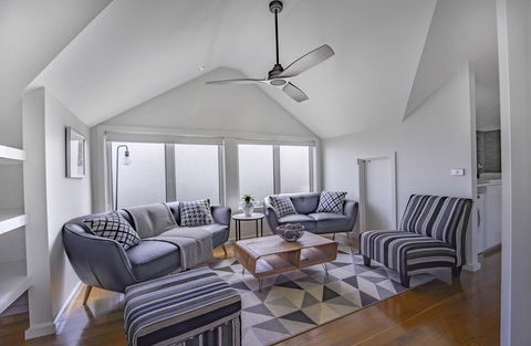 Bayview Loft - Accommodation Ballina 1