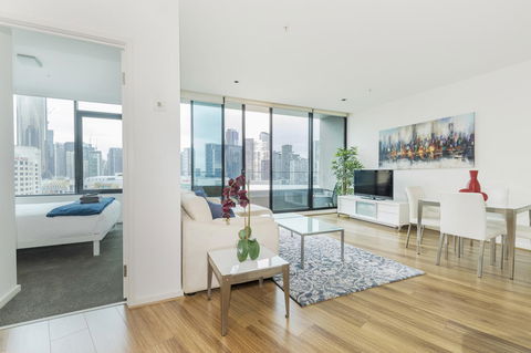 Waterfront Melbourne Apartments - Accommodation Ballina 22