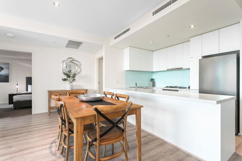 Waterfront Melbourne Apartments - Accommodation Ballina 17