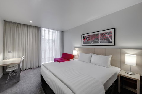 Travelodge Hotel Melbourne Docklands - Accommodation Ballina 0