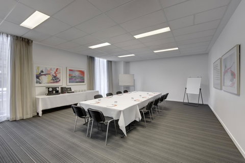 Travelodge Hotel Melbourne Docklands - Accommodation Ballina 24