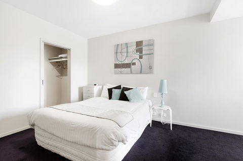 Docklands Private Collection - NEWQUAY - Accommodation Ballina 37