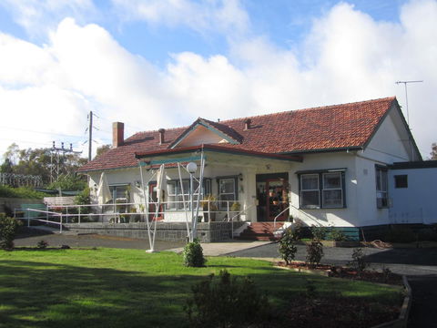 The Highlander Motel - 24HR Check In - Accommodation Ballina 9