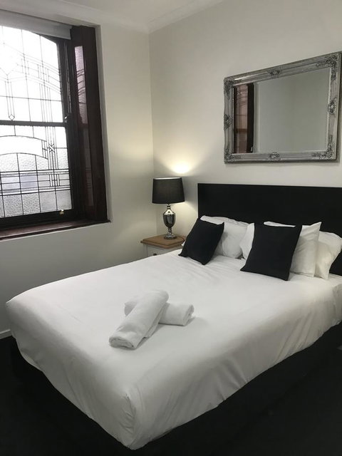 CROWN CENTRAL BUSINESS DISTRICT MOTEL - NO UNDER 18s - Accommodation Ballina 0