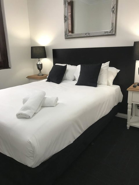 CROWN CENTRAL BUSINESS DISTRICT MOTEL - NO UNDER 18s - Accommodation Ballina 19