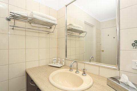 Quality Inn & Suites The Menzies - Accommodation Ballina 32
