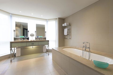 The Westin Melbourne - Accommodation Ballina 4