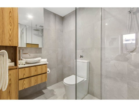 Boutique Apartment In Quiet, Sought-after Suburb - Accommodation Ballina 5