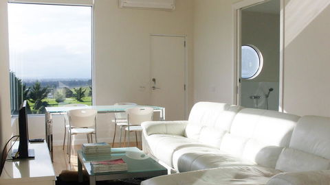Tintagel - Accommodation Ballina 5