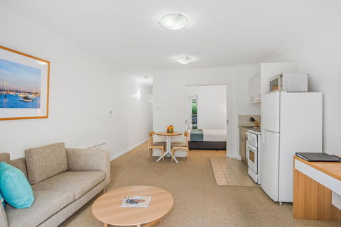 Aligned Corporate Residences Williamstown - Accommodation Ballina 21