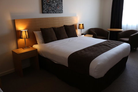 Bairnsdale International - Accommodation Ballina 11