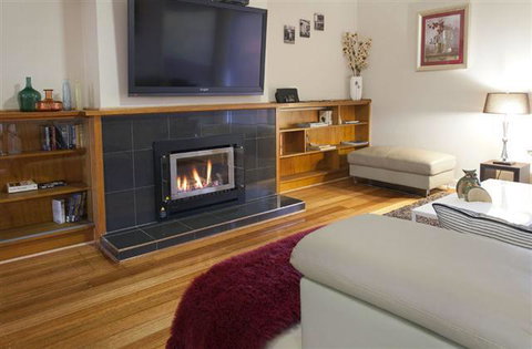 Lake Wendouree Luxury Apartments - Accommodation Ballina 0