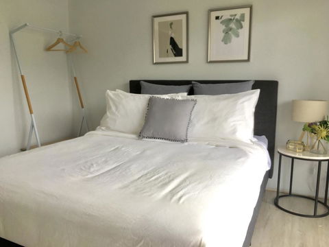 The Wheelhouse - 2BR Waterfront Apt In Town - Accommodation Ballina 7