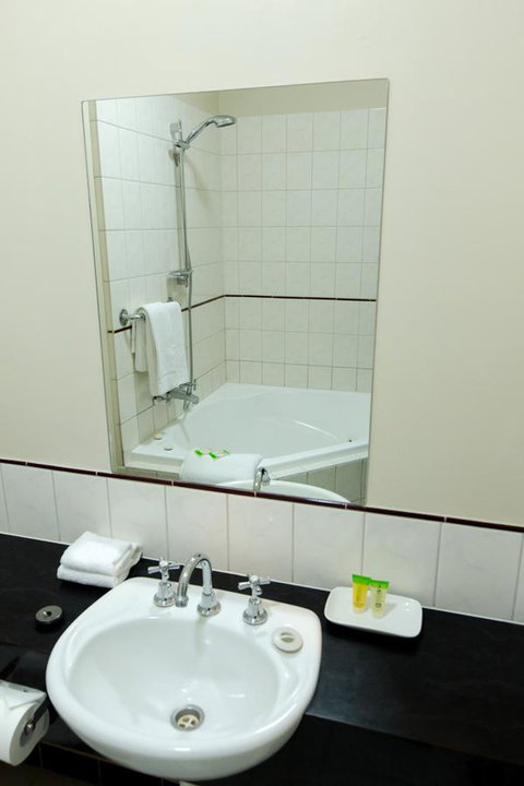 Barkly Motorlodge - Accommodation Ballina 13