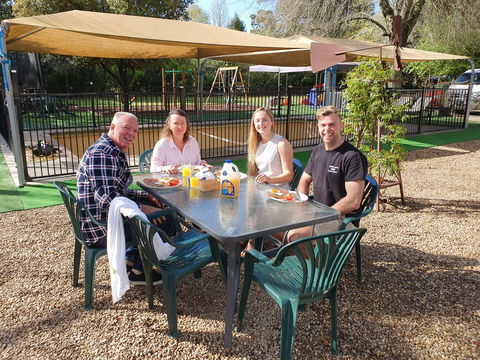 Adina Lodge Holiday Apartments - Accommodation Ballina 1