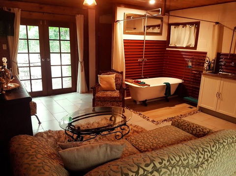 The Cabin - Accommodation Ballina 0