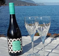 the cove... on the rocks at Port Arthur - Accommodation Ballina