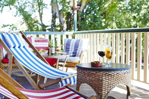 The Daylesford Hotel - Accommodation Ballina 0