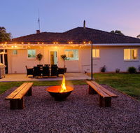 The Farmhouse. - Accommodation Ballina