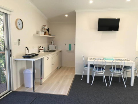 The Lake Guesthouse - Accommodation Ballina 1