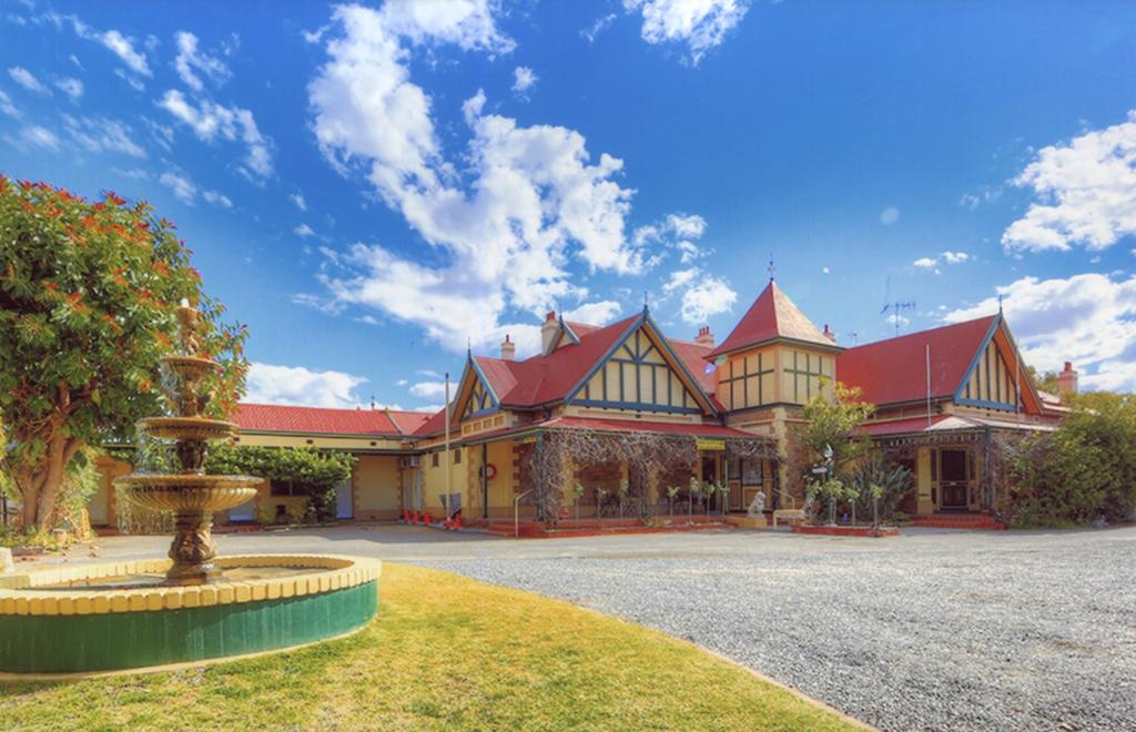 Broken Hill NSW Accommodation Ballina