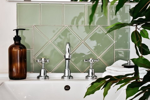 The Spa Cottage - Accommodation Ballina 3