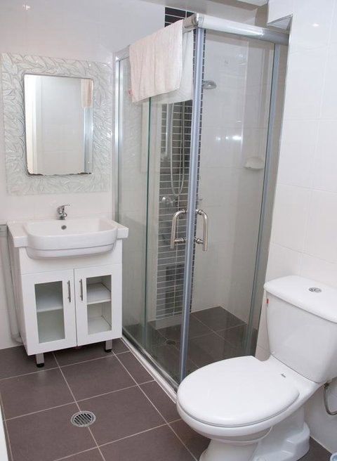 The Swiss Motel - Accommodation Ballina 3