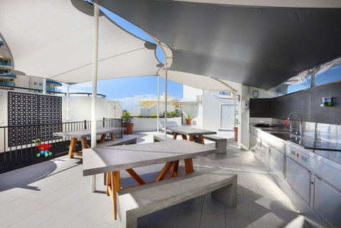 Top Floor Unit At The Caribbean Resort Mooloolaba - Accommodation Ballina 1